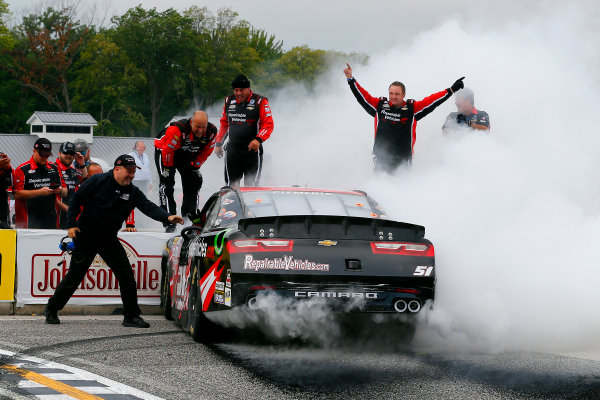 NASCAR XFINITY Series
Johnsonville 180
Road America, Elkhart Lake, WI USA
Sunday 27 August 2017
Jeremy Clements, RepairableVehicles.com Chevrolet Camaro celebrates his win with a burnout 
World Copyright: Russell LaBounty
LAT Images