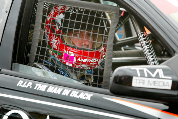 2003 Australian V8 Supercars, Round 9, Sandown, 14th September 2003.
V8 Supercar driver Paul Morris pays tribute to his idol Jonny Cash during the Betta Electrical 500 held at Sandown International Raceway Melbourne, Australia this weekend.
Photo: Mark Horsburgh/LAT Photographic