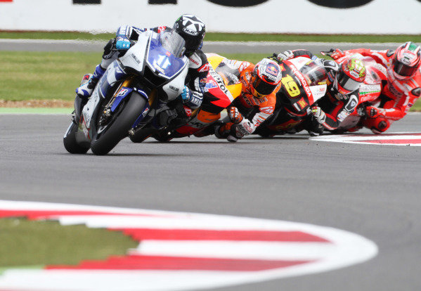 British Grand Prix. 
Silverstone, England. 15th-17th June 2012. 
Ben Spies, Yamaha, leads Casey Stoner, Honda, Alvaro Bautista, Gresini Honda and Nicky Hayden, Ducati. 
World Copyright: Kevin Wood/LAT Photographic. 
ref: Digital Image IMG_8058a