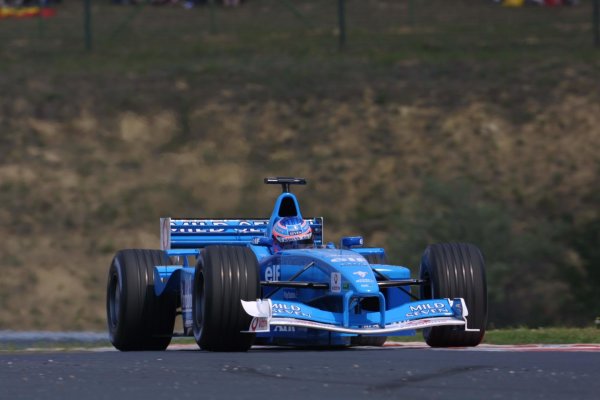 2001 Hungarian Grand Prix -Friday Practice
Hungaroring, Budapest, Hunagry. 17th August 2001
Jenson Button, Benetton Renault B201, action.
World Copyright - LAT Photographic
ref: 8
9 MB Digital File Only

