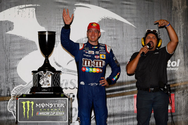 Monster Energy NASCAR Cup Series
Bass Pro Shops NRA Night Race
Bristol Motor Speedway, Bristol, TN USA
Saturday 19 August 2017
Kyle Busch, Joe Gibbs Racing, M&M's Caramel Toyota Camry Victory Lane
World Copyright: Nigel Kinrade
LAT Images Monster Energy NASCAR Cup Series
Bass Pro Shops NRA Night Race
Bristol Motor Speedway, Bristol, TN USA
Saturday 19 August 2017
Kyle Busch, Joe Gibbs Racing, M&M's Caramel Toyota Camry Victory Lane
World Copyright: Nigel Kinrade
LAT Images