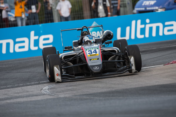 2017 FIA Formula 3 European Championship.
Round 5 - Nuremberg, Germany.
Friday 30 June 2017.
Jake Hughes, Hitech Grand Prix, Dallara F317 - Mercedes-Benz
World Copyright: Mario Bartkowiak/LAT Images
ref: Digital Image 2017-06-30_FIA-F3_Norisring_Q1_0542