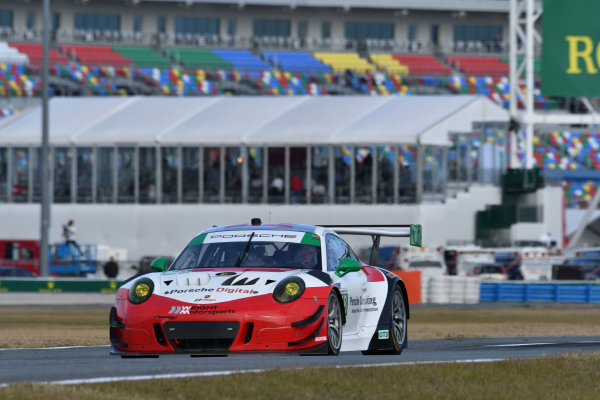 IMSA WeatherTech SportsCar Championship
Rolex 24 Hours
Daytona Beach, Florida, USA
Friday 26 January 2018
#58 Wright Motorsports Porsche 911 GT3 R, GTD: Patrick Long, Christina Nielsen, Robert Renauer, Mathieu Jaminet
World Copyright: Richard Dole
LAT Images

ref: Digital Image 5RD_6763