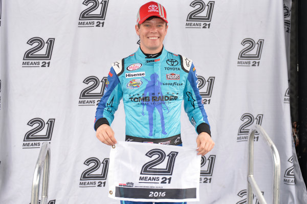 30 September-1 October, 2016, Dover, Delaware USA
Erik Jones, GameStop/Rise of the Tomb Raider: 20 Year Celebration Toyota Camry (20) wins the pole for the Drive Sober 200 at Dover International Speedway.
?2016, John Harrelson / LAT Photo USA 30 September-1 October, 2016, Dover, Delaware USA
Erik Jones, GameStop/Rise of the Tomb Raider: 20 Year Celebration Toyota Camry (20) wins the pole for the Drive Sober 200 at Dover International Speedway.
?2016, John Harrelson / LAT Photo USA