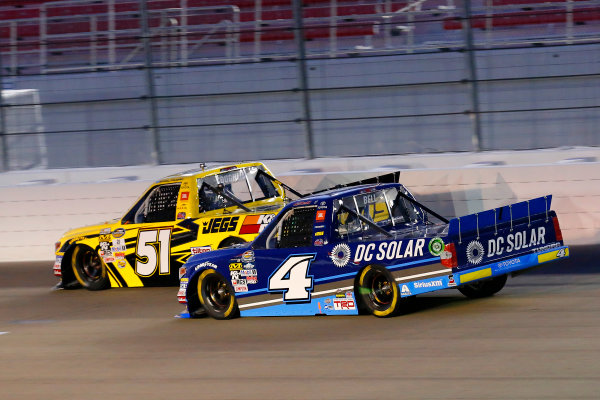 1 October, 2016, Las Vegas, Nevada USA
Cody Coughlin and Christopher Bell
?2016, Russell LaBounty
LAT Photo USA
1 October, 2016, Las Vegas, Nevada USA
Cody Coughlin and Christopher Bell
?2016, Russell LaBounty
LAT Photo USA