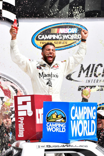 NASCAR Camping World Truck Series
LTI Printing 200
Michigan International Speedway, Brooklyn, MI USA
Saturday 12 August 2017
Darrell Wallace Jr, Maestro's Classic Chevrolet Silverado celebrates in Victory Lane
World Copyright: Nigel Kinrade
LAT Images NASCAR Camping World Truck Series
LTI Printing 200
Michigan International Speedway, Brooklyn, MI USA
Saturday 12 August 2017
Darrell Wallace Jr, Maestro's Classic Chevrolet Silverado celebrates in Victory Lane
World Copyright: Nigel Kinrade
LAT Images