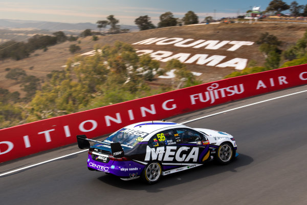 2017 Supercars Championship Round 11.
Bathurst 1000, Mount Panorama, New South Wales, Australia.
Tuesday 3rd October to Sunday 8th October 2017.
Jason Bright, Prodrive Racing Australia Ford.
World Copyright: Daniel Kalisz/LAT Images
Ref: Digital Image 071017_VASCR11_DKIMG_5235.jpg 2017 Supercars Championship Round 11.
Bathurst 1000, Mount Panorama, New South Wales, Australia.
Tuesday 3rd October to Sunday 8th October 2017.
Jason Bright, Prodrive Racing Australia Ford.
World Copyright: Daniel Kalisz/LAT Images
Ref: Digital Image 071017_VASCR11_DKIMG_5235.jpg