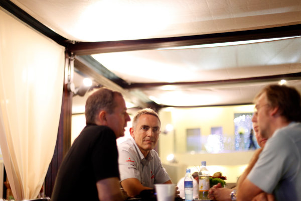 Yas Marina Circuit, Abu Dhabi, United Arab Emirates
31st October 2009.
Mark Hughes, Autosport Journalist and Martin Brundle, TV Commentator, BBC and Martin Whitmarsh, Team Principal, McLaren in conversation around a table, portrait.
World Copyright: Glenn Dunbar/LAT Photographic
ref: Digital Image GD5D8815 Yas Marina Circuit, Abu Dhabi, United Arab Emirates
31st October 2009.
Mark Hughes, Autosport Journalist and Martin Brundle, TV Commentator, BBC and Martin Whitmarsh, Team Principal, McLaren in conversation around a table, portrait.
World Copyright: Glenn Dunbar/LAT Photographic
ref: Digital Image GD5D8815