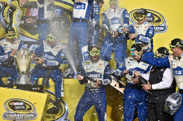 18-20 November, 2016, Homestead, Florida USA
Jimmie Johnson Championship Victory Lane Celebrations
© 2016, Nigel Kinrade
LAT Photo USA 18-20 November, 2016, Homestead, Florida USA
Jimmie Johnson Championship Victory Lane Celebrations
© 2016, Nigel Kinrade
LAT Photo USA