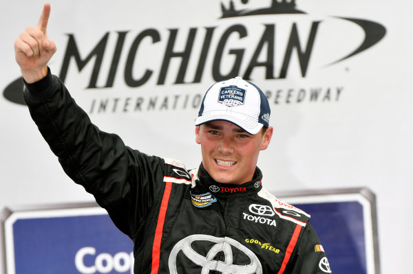 26-27 August, 2016, Brooklyn, Michigan USA
Brett Moffitt celebrates his win in Victory Lane
? 2016, Nigel Kinrade
LAT Photo USA 26-27 August, 2016, Brooklyn, Michigan USA
Brett Moffitt celebrates his win in Victory Lane
? 2016, Nigel Kinrade
LAT Photo USA