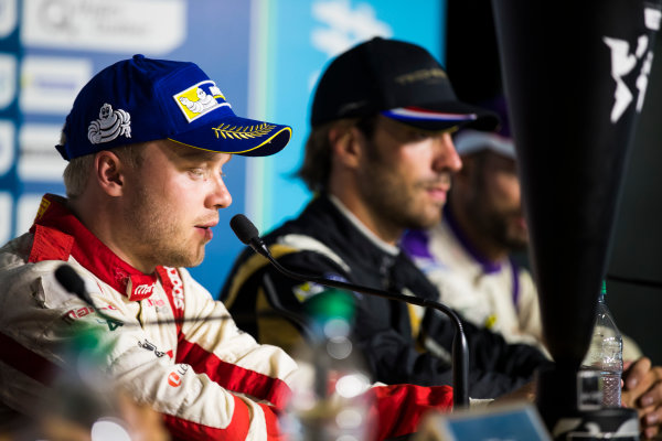 2016/2017 FIA Formula E Championship.
Round 12 - Montreal ePrix, Canada
Sunday 30 July 2017.
Felix Rosenqvist (SWE), Mahindra Racing, Spark-Mahindra, Mahindra M3ELECTRO, Jean-Eric Vergne (FRA), Techeetah, Spark-Renault, Renault Z.E 16, and Jose Maria Lopez (ARG), DS Virgin Racing, Spark-Citroen, Virgin DSV-02, in the press conference.
Photo: Sam Bloxham/LAT/Formula E
ref: Digital Image _J6I7206 2016/2017 FIA Formula E Championship.
Round 12 - Montreal ePrix, Canada
Sunday 30 July 2017.
Felix Rosenqvist (SWE), Mahindra Racing, Spark-Mahindra, Mahindra M3ELECTRO, Jean-Eric Vergne (FRA), Techeetah, Spark-Renault, Renault Z.E 16, and Jose Maria Lopez (ARG), DS Virgin Racing, Spark-Citroen, Virgin DSV-02, in the press conference.
Photo: Sam Bloxham/LAT/Formula E
ref: Digital Image _J6I7206