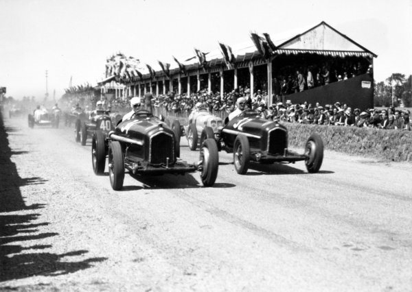 1935 Dieppe Grand Prix
Dieppe, France. 21 July 1935
Rene Dreyfus, Alfa Romeo Tipo-B "P3", 1st position, leads Louis Chiron, Alfa Romeo Tipo-B "P3", 2nd position, Marcel Lehoux, Maserati 6C-34, retired, and Giuseppe Farina, Maserati 6C-34, 5th position, at the start, action
World Copyright: Robert Fellowes/LAT PhotographicRef: 35DIE04