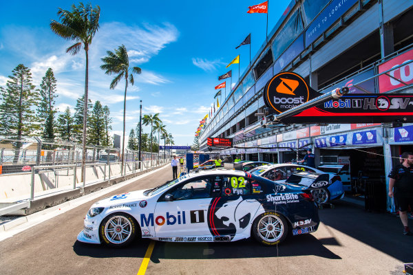 2017 Supercars Championship Round 14. 
Newcastle 500, Newcastle Street Circuit, Newcastle, Australia.
Thursday November 23rd to Sunday November 27th 2017.
Scott Pye, Walkinshaw Racing. 
World Copyright: Daniel Kalisz/LAT Images
Ref: Digital Image 231117_VASCR14_DKIMG_0098.jpg