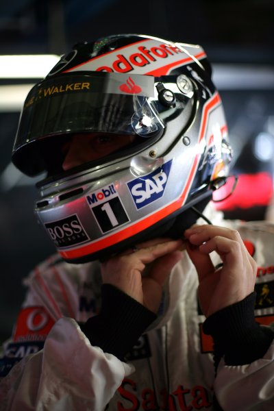 2007 Italian Grand Prix - Saturday Qualifying
Autodromo di Monza, Monza, Italy.
8th September 2007.
Fernando Alonso, McLaren MP4-22 Mercedes. Portrait. Helmets.
World Copyright: Steven Tee/LAT Photographic
ref: Digital Image YY2Z8423 2007 Italian Grand Prix - Saturday Qualifying
Autodromo di Monza, Monza, Italy.
8th September 2007.
Fernando Alonso, McLaren MP4-22 Mercedes. Portrait. Helmets.
World Copyright: Steven Tee/LAT Photographic
ref: Digital Image YY2Z8423