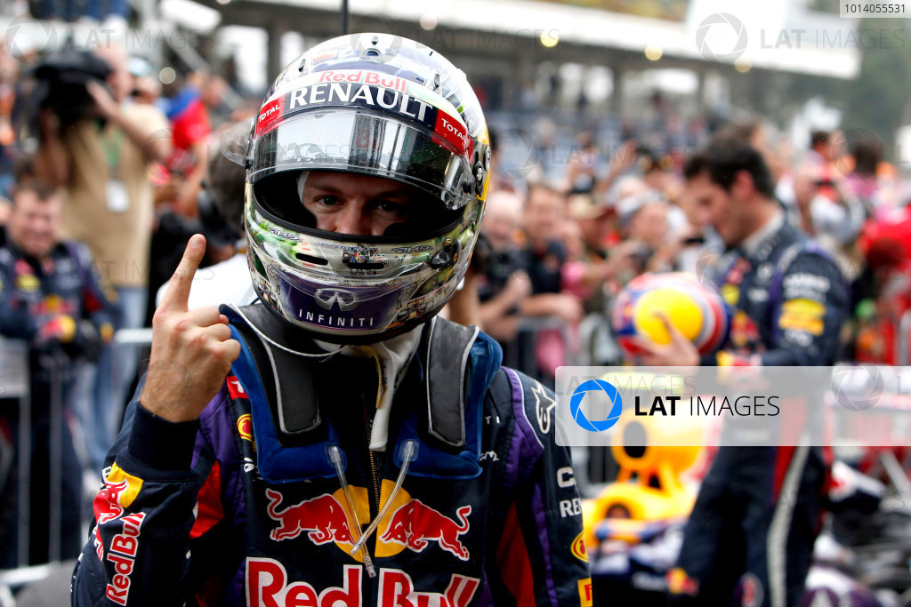 Interlagos, Sao Paulo, Brazil.
Sunday 24th November 2013.
Sebastian Vettel, Red Bull Racing, 1st position, celebrates his 9th consecutive victory in Parc Ferme.
World Copyright: Glenn Dunbar/LAT Photographic.
ref: Digital Image _89P5798 Interlagos, Sao Paulo, Brazil.
Sunday 24th November 2013.
Sebastian Vettel, Red Bull Racing, 1st position, celebrates his 9th consecutive victory in Parc Ferme.
World Copyright: Glenn Dunbar/LAT Photographic.
ref: Digital Image _89P5798