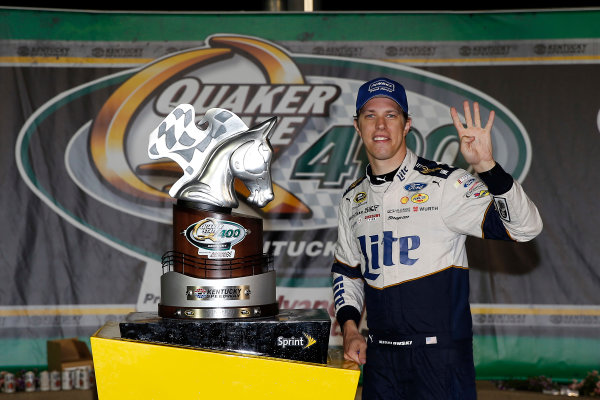 7-9 July, 2016, Sparta, Kentucky USA
Brad Keselowski celebrates in victory lane 
©2016, Russell LaBounty
LAT Photo USA