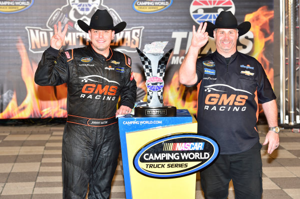 3-4 November, 2016, Fort Worth, Texas USA
Johnny Sauter (21) celebrates after winning at Texas.
©2016, John Harrelson / LAT Photo USA 3-4 November, 2016, Fort Worth, Texas USA
Johnny Sauter (21) celebrates after winning at Texas.
©2016, John Harrelson / LAT Photo USA