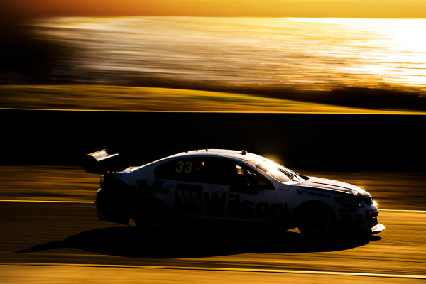 2017 Supercars Championship Round 9.
Sydney SuperSprint, Sydney Motorsport Park, Eastern Creek, Australia.
Friday 18th August to Sunday 20th August 2017.
Garth Tander, Garry Rogers Motorsport.
World Copyright: Daniel Kalisz/LAT Images
Ref: Digital Image 180817_VASCR9_DKIMG_2032.jpg 2017 Supercars Championship Round 9.
Sydney SuperSprint, Sydney Motorsport Park, Eastern Creek, Australia.
Friday 18th August to Sunday 20th August 2017.
Garth Tander, Garry Rogers Motorsport.
World Copyright: Daniel Kalisz/LAT Images
Ref: Digital Image 180817_VASCR9_DKIMG_2032.jpg