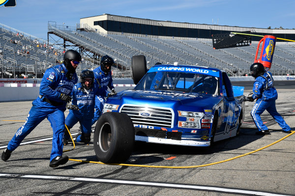 NASCAR Camping World Truck Series
UNOH 175
New Hampshire Motor Speedway
Loudon, NH USA
Saturday 23 September 2017
Chase Briscoe, Cooper Standard Ford F150
World Copyright: Rusty Jarrett
LAT Images NASCAR Camping World Truck Series
UNOH 175
New Hampshire Motor Speedway
Loudon, NH USA
Saturday 23 September 2017
Chase Briscoe, Cooper Standard Ford F150
World Copyright: Rusty Jarrett
LAT Images