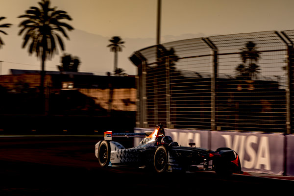 2016/2017 FIA Formula E Championship.
Marrakesh ePrix, Circuit International Automobile Moulay El Hassan, Marrakesh, Morocco.
Saturday 12 November 2016.
Jerome D'Ambrosio (BEL), Dragon Racing, Spark-Penske, Penske 701-EV. 
Photo: Zak Mauger/LAT/Formula E
ref: Digital Image _X0W5434