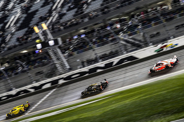 #85 JDC-Miller Motorsports Cadillac DPi, DPi: Misha Goikhberg, Tristan Vautier, Devlin DeFrancesco, Rubens Barrichello, #5 Mustang Sampling Racing Cadillac DPi, DPi: Joao Barbosa, Filipe Albuquerque, Christian Fittipaldi, Mike Conway, #6 Acura Team Penske Acura DPi, DPi: Juan Pablo Montoya, Dane Cameron, Simon Pagenaud #85 JDC-Miller Motorsports Cadillac DPi, DPi: Misha Goikhberg, Tristan Vautier, Devlin DeFrancesco, Rubens Barrichello, #5 Mustang Sampling Racing Cadillac DPi, DPi: Joao Barbosa, Filipe Albuquerque, Christian Fittipaldi, Mike Conway, #6 Acura Team Penske Acura DPi, DPi: Juan Pablo Montoya, Dane Cameron, Simon Pagenaud
