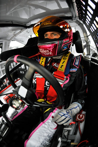 15-17 October, 2009, Concord, North Carolina USA
Bobby Labonte
Â©2009, LAT South, USA
LAT Photographic