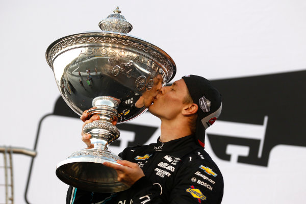 Verizon IndyCar Series
GoPro Grand Prix of Sonoma
Sonoma Raceway, Sonoma, CA USA
Sunday 17 September 2017
Josef Newgarden, Team Penske Chevrolet celebrates with the Astor Cup on the podium
World Copyright: Phillip Abbott
LAT Images
ref: Digital Image abbott_sonoma_0917_10438 Verizon IndyCar Series
GoPro Grand Prix of Sonoma
Sonoma Raceway, Sonoma, CA USA
Sunday 17 September 2017
Josef Newgarden, Team Penske Chevrolet celebrates with the Astor Cup on the podium
World Copyright: Phillip Abbott
LAT Images
ref: Digital Image abbott_sonoma_0917_10438