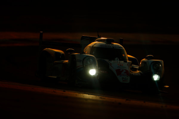 2015 FIA World Endurance Championship
Bahrain 6-Hours
Bahrain International Circuit, Bahrain
Saturday 21 November 2015.
Alexander Wurz, St?phane Sarrazin, Mike Conway (#2 LMP1 Toyota Racing Toyota TS 040 Hybrid).
World Copyright: Alastair Staley/LAT Photographic
ref: Digital Image _79P1211