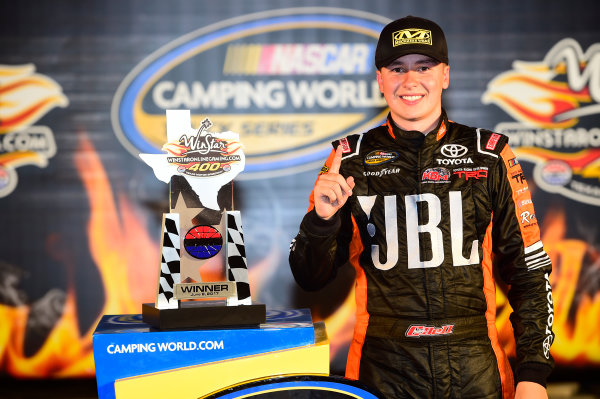 NASCAR Camping World Truck Series
winstaronlinegaming.com 400
Texas Motor Speedway, Ft. Worth, TX USA
Friday 9 June 2017
Christopher Bell, JBL Toyota Tundra, celebrates in Victory Lane.
World Copyright: John K Harrelson
LAT Images
ref: Digital Image 17TEX2jh_02559 NASCAR Camping World Truck Series
winstaronlinegaming.com 400
Texas Motor Speedway, Ft. Worth, TX USA
Friday 9 June 2017
Christopher Bell, JBL Toyota Tundra, celebrates in Victory Lane.
World Copyright: John K Harrelson
LAT Images
ref: Digital Image 17TEX2jh_02559