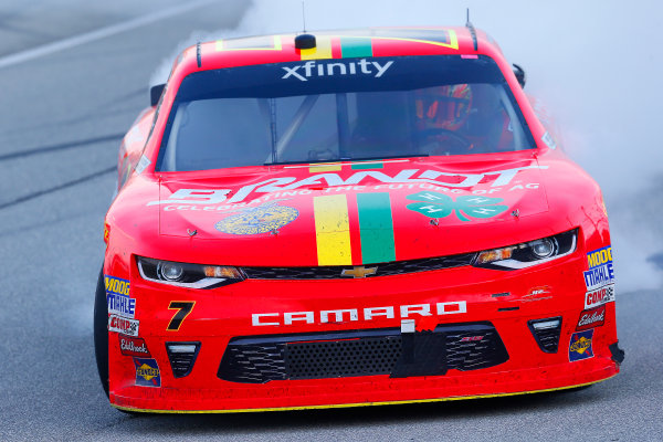 NASCAR XFINITY Series
TheHouse.com 300
Chicagoland Speedway, Joliet, IL USA
Saturday 16 September 2017
Justin Allgaier, BRANDT / Celebrating the Future of AG Chevrolet Camaro celebrates his win with a burnout
World Copyright: Russell LaBounty
LAT Images NASCAR XFINITY Series
TheHouse.com 300
Chicagoland Speedway, Joliet, IL USA
Saturday 16 September 2017
Justin Allgaier, BRANDT / Celebrating the Future of AG Chevrolet Camaro celebrates his win with a burnout
World Copyright: Russell LaBounty
LAT Images