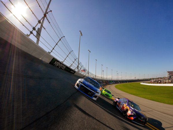Monster Energy NASCAR Cup Series
Daytona 500
Daytona International Speedway, Daytona Beach, FL USA
Sunday 18 February 2018
Alex Bowman, Hendrick Motorsports, Nationwide Chevrolet Camaro and Denny Hamlin, Joe Gibbs Racing, FedEx Express Toyota Camry
World Copyright: Lesley Ann Miller
LAT Images Monster Energy NASCAR Cup Series
Daytona 500
Daytona International Speedway, Daytona Beach, FL USA
Sunday 18 February 2018
Alex Bowman, Hendrick Motorsports, Nationwide Chevrolet Camaro and Denny Hamlin, Joe Gibbs Racing, FedEx Express Toyota Camry
World Copyright: Lesley Ann Miller
LAT Images