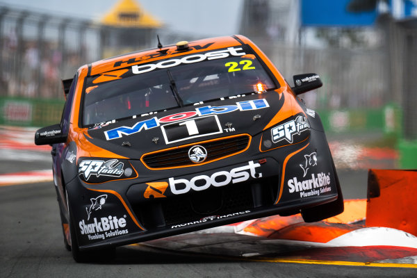 2017 Supercars Championship Round 12. 
Gold Coast 600, Surfers Paradise, Queensland, Australia.
Friday 20th October to Sunday 22nd October 2017.
James Courtney, Walkinshaw Racing. 
World Copyright: Daniel Kalisz/LAT Images
Ref: Digital Image 201017_VASCR12_DKIMG_0484.jpg