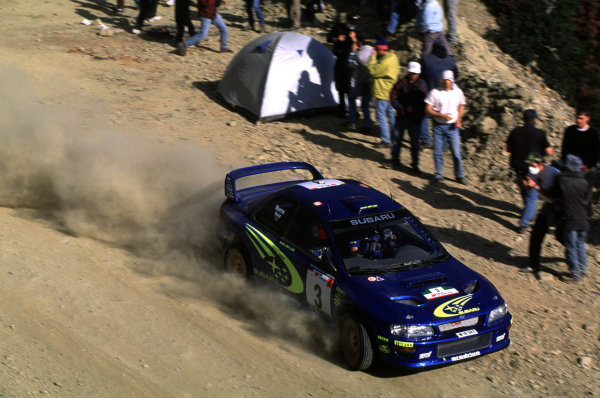 FIA World Rally Championship
Portuguese Rally, Porto, Portugal.
16-19th March 2000.
Richard Burns and Robert Reid (Subaru) action.
World - LAT Photographic
Tel: +44 (0) 181 251 3000
Fax: +44 (0) 181 251 3001
e-mail: latdig@dial.pipex
com

