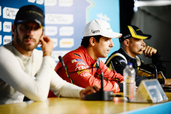 2016/2017 FIA Formula E Championship.
Round 11 - Montreal ePrix, Canada
Saturday 29 July 2017.
Jean-Eric Vergne (FRA), Techeetah, Spark-Renault, Renault Z.E 16, Lucas Di Grassi (BRA), ABT Schaeffler Audi Sport, Spark-Abt Sportsline, ABT Schaeffler FE02, and Stephane Sarrazin (FRA), Techeetah, Spark-Renault, Renault Z.E 16, in the press conference.
Photo: Patrik Lundin/LAT/Formula E
ref: Digital Image PL2_0690 2016/2017 FIA Formula E Championship.
Round 11 - Montreal ePrix, Canada
Saturday 29 July 2017.
Jean-Eric Vergne (FRA), Techeetah, Spark-Renault, Renault Z.E 16, Lucas Di Grassi (BRA), ABT Schaeffler Audi Sport, Spark-Abt Sportsline, ABT Schaeffler FE02, and Stephane Sarrazin (FRA), Techeetah, Spark-Renault, Renault Z.E 16, in the press conference.
Photo: Patrik Lundin/LAT/Formula E
ref: Digital Image PL2_0690
