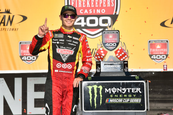 Monster Energy NASCAR Cup Series
FireKeepers Casino 400
Michigan International Speedway, Brooklyn, MI USA
Sunday 18 June 2017
Kyle Larson, Chip Ganassi Racing, Cars 3 Target Chevrolet SS celebrates his win in Victory Lane
World Copyright: Nigel Kinrade
LAT Images