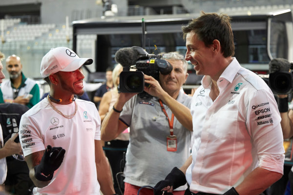 Yas Marina Circuit, Abu Dhabi, United Arab Emirates.
Thursday 23 November 2017.
Lewis Hamilton, Mercedes AMG, with Toto Wolff, Executive Director (Business), Mercedes AMG.
World Copyright: Steve Etherington/LAT Images 
ref: Digital Image SNE19599