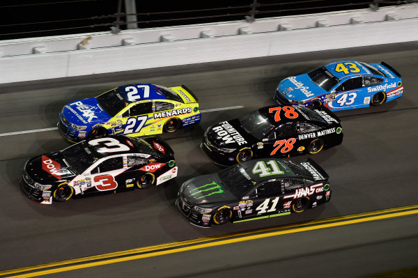 12-13 February, 2016, Daytona Beach, Florida, USA
Austin Dillon (3), Paul Menard (27), Kurt Busch (41), Martin Truex Jr, Furniture Row Toyota Camry (78), Aric Almirola (43)
?2016, John Harrelson / LAT Photo USA
12-13 February, 2016, Daytona Beach, Florida, USA
Austin Dillon (3), Paul Menard (27), Kurt Busch (41), Martin Truex Jr, Furniture Row Toyota Camry (78), Aric Almirola (43)
?2016, John Harrelson / LAT Photo USA