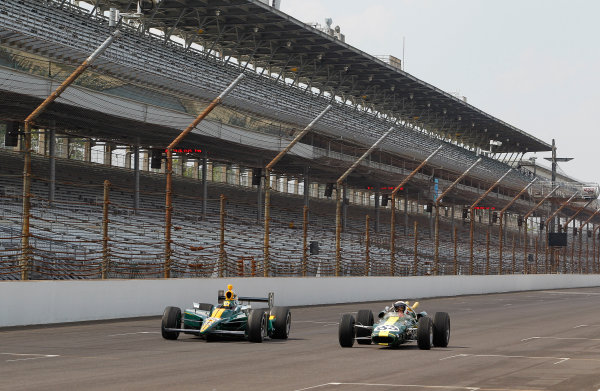 15-21 May, 2010, Indianapolis, Indiana, USA
Takuma Sato with his IRL rookie entry and Jimmy Vasser in Jim Clark's 1963 rookie Lotus-Ford on the main straight of the Indianapolis Motor Speedway
é2010, Michael Levitt, USA
LAT Photographic 15-21 May, 2010, Indianapolis, Indiana, USA
Takuma Sato with his IRL rookie entry and Jimmy Vasser in Jim Clark's 1963 rookie Lotus-Ford on the main straight of the Indianapolis Motor Speedway
é2010, Michael Levitt, USA
LAT Photographic