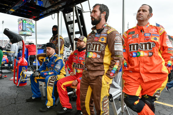 Monster Energy NASCAR Cup Series
First Data 500
Martinsville Speedway, Martinsville VA USA
Sunday 29 October 2017
Kyle Busch, Joe Gibbs Racing, M&M's Halloween Toyota Camry crew
World Copyright: Scott R LePage
LAT Images
ref: Digital Image lepage-171029-mart-8335 Monster Energy NASCAR Cup Series
First Data 500
Martinsville Speedway, Martinsville VA USA
Sunday 29 October 2017
Kyle Busch, Joe Gibbs Racing, M&M's Halloween Toyota Camry crew
World Copyright: Scott R LePage
LAT Images
ref: Digital Image lepage-171029-mart-8335
