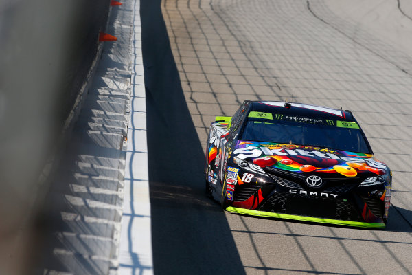 NASCAR XFINITY Series
TheHouse.com 300
Chicagoland Speedway, Joliet, IL USA
Friday 15 September 2017
Kyle Busch, Joe Gibbs Racing, Skittles Sweet Heat Toyota Camry
World Copyright: Lesley Ann Miller
LAT Images NASCAR XFINITY Series
TheHouse.com 300
Chicagoland Speedway, Joliet, IL USA
Friday 15 September 2017
Kyle Busch, Joe Gibbs Racing, Skittles Sweet Heat Toyota Camry
World Copyright: Lesley Ann Miller
LAT Images