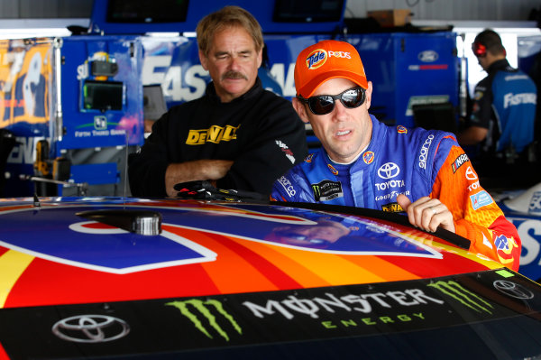 2017 Monster Energy NASCAR Cup Series
STP 500
Martinsville Speedway, Martinsville, VA USA
Friday 31 March 2017
Matt Kenseth, Tide Toyota Camry
World Copyright: Matthew T. Thacker/LAT Images
ref: Digital Image 17MART11016 2017 Monster Energy NASCAR Cup Series
STP 500
Martinsville Speedway, Martinsville, VA USA
Friday 31 March 2017
Matt Kenseth, Tide Toyota Camry
World Copyright: Matthew T. Thacker/LAT Images
ref: Digital Image 17MART11016