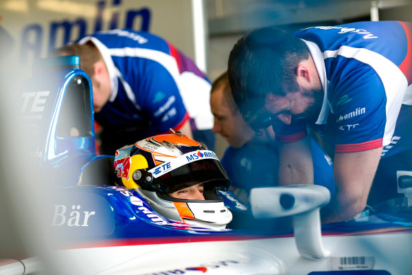 FIA Formula E Second Pre-Season Testing Event.
Robin Frijns, MS Amlin Andrettti, Spark-Andretti.
Donington Park Racecourse,
Derby, United Kingdom.
Wednesday 7 September 2016.
Photo: Adam Warner / LAT
ref: Digital Image _L5R3105
