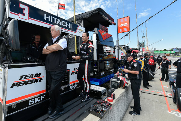 Verizon IndyCar Series
Chevrolet Detroit Grand Prix
Raceway at Belle Isle Park, Detroit, MI USA
Friday 2 June 2017
Roger Penske, Helio Castroneves, Team Penske Chevrolet
World Copyright: Scott R LePage
LAT Images
ref: Digital Image lepage-170602-DGP-02646