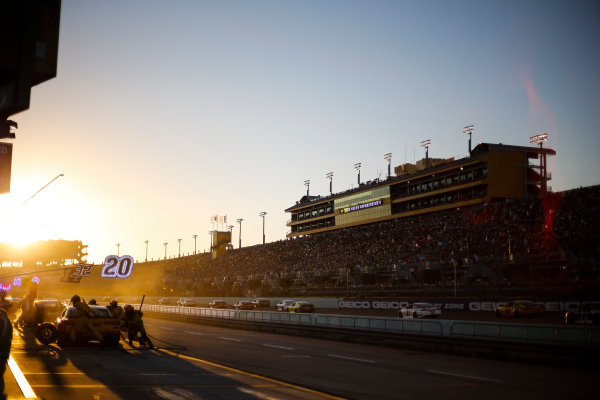Monster Energy NASCAR Cup Series
Ford EcoBoost 400
Homestead-Miami Speedway, Homestead, FL USA
Sunday 19 November 2017
Matt Kenseth, Joe Gibbs Racing, DEWALT Hurricane Recovery Toyota Camry pit stop, sunset
World Copyright: Barry Cantrell
LAT Images Monster Energy NASCAR Cup Series
Ford EcoBoost 400
Homestead-Miami Speedway, Homestead, FL USA
Sunday 19 November 2017
Matt Kenseth, Joe Gibbs Racing, DEWALT Hurricane Recovery Toyota Camry pit stop, sunset
World Copyright: Barry Cantrell
LAT Images