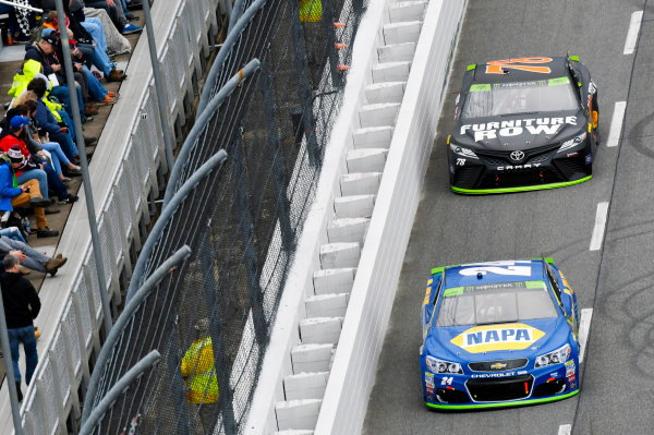 Monster Energy NASCAR Cup Series
First Data 500
Martinsville Speedway, Martinsville VA USA
Sunday 29 October 2017
Chase Elliott, Hendrick Motorsports, NAPA Chevrolet SS and Martin Truex Jr, Furniture Row Racing, Furniture Row/Denver Mattress Toyota Camry
World Copyright: Nigel Kinrade
LAT Images