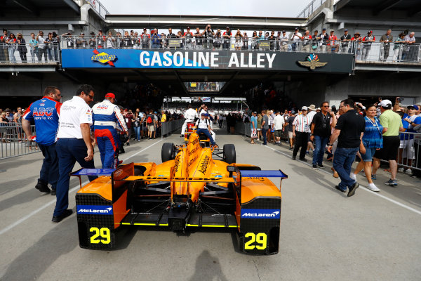 Verizon IndyCar Series
Indianapolis 500 Race
Indianapolis Motor Speedway, Indianapolis, IN USA
Sunday 28 May 2017
The car of Fernando Alonso, McLaren-Honda-Andretti Honda, is prepared.
World Copyright: Steven Tee/LAT Images
ref: Digital Image _R3I7368 Verizon IndyCar Series
Indianapolis 500 Race
Indianapolis Motor Speedway, Indianapolis, IN USA
Sunday 28 May 2017
The car of Fernando Alonso, McLaren-Honda-Andretti Honda, is prepared.
World Copyright: Steven Tee/LAT Images
ref: Digital Image _R3I7368