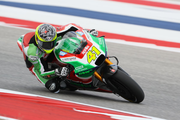 2017 MotoGP Championship - Round 3
Circuit of the Americas, Austin, Texas, USA
Friday 21 April 2017
Aleix Espargaro, Aprilia Racing Team Gresini
World Copyright: Gold and Goose Photography/LAT Images
ref: Digital Image MotoGP-500-1940 2017 MotoGP Championship - Round 3
Circuit of the Americas, Austin, Texas, USA
Friday 21 April 2017
Aleix Espargaro, Aprilia Racing Team Gresini
World Copyright: Gold and Goose Photography/LAT Images
ref: Digital Image MotoGP-500-1940