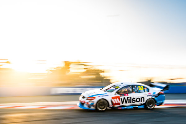 2017 Supercars Championship Round 12.
Gold Coast 600, Surfers Paradise, Queensland, Australia.
Friday 20th October to Sunday 22nd October 2017.
Garth Tander, Garry Rogers Motorsport.
World Copyright: Daniel Kalisz/LAT Images
Ref: Digital Image 201017_VASCR12_DKIMG_1964.jpg 2017 Supercars Championship Round 12.
Gold Coast 600, Surfers Paradise, Queensland, Australia.
Friday 20th October to Sunday 22nd October 2017.
Garth Tander, Garry Rogers Motorsport.
World Copyright: Daniel Kalisz/LAT Images
Ref: Digital Image 201017_VASCR12_DKIMG_1964.jpg