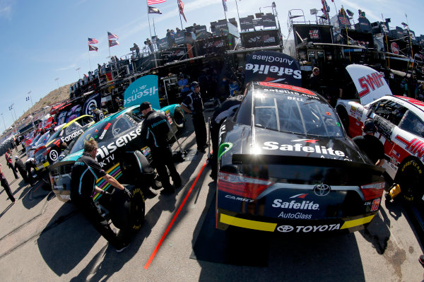 NASCAR XFINITY Series
Ticket Galaxy 200
Phoenix Raceway, Avondale, AZ USA
Friday 10 November 2017
Matt Tifft, Surface Sunscreen/Fanatics Toyota Camry Erik Jones, Hisense Toyota Camry Christopher Bell, Safelite Toyota Camry
World Copyright: Matthew T. Thacker
LAT Images